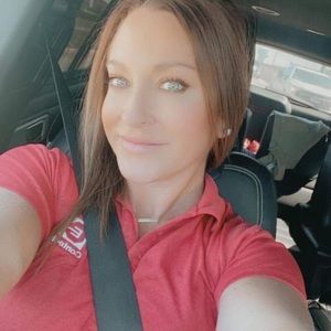 Meet your Posher, Gina